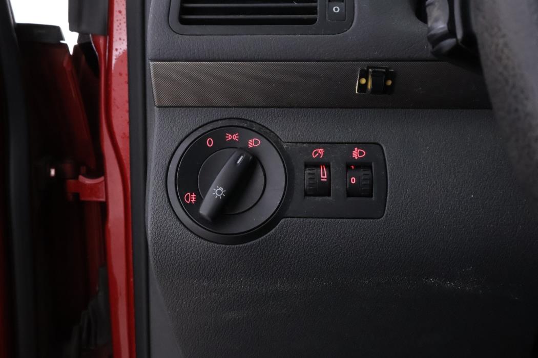 VOLKSWAGEN Touran 2007