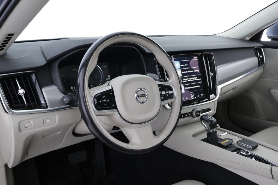 VOLVO S90 2017
