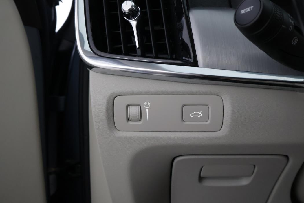 VOLVO S90 2017
