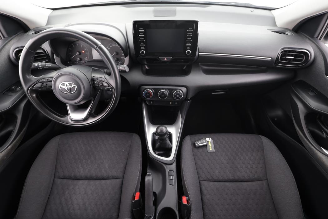 TOYOTA Yaris 2020
