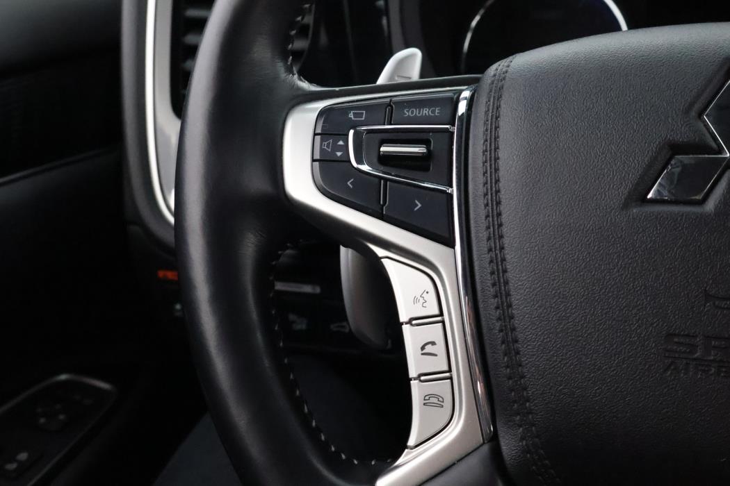 MITSUBISHI OUTLANDER PHEV 2020