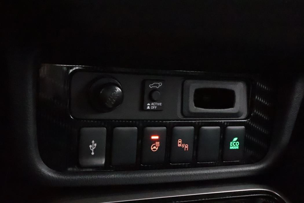 MITSUBISHI OUTLANDER PHEV 2020