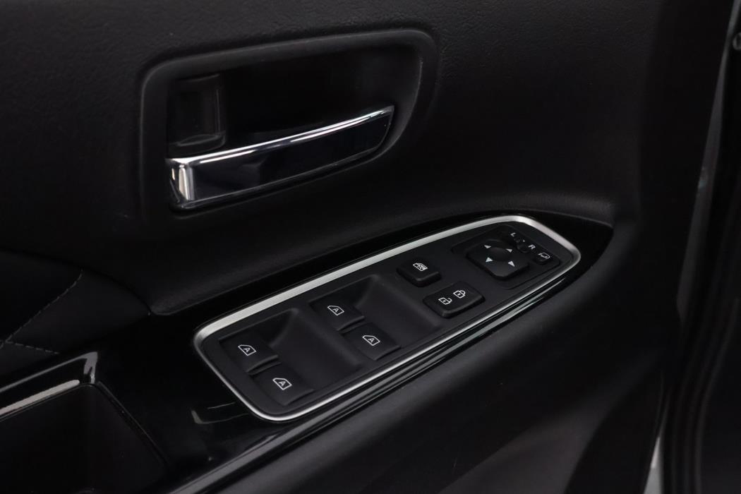 MITSUBISHI OUTLANDER PHEV 2020