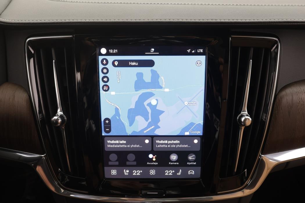 VOLVO V90 2023