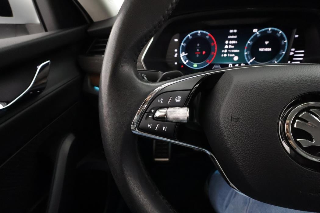 SKODA Octavia 2024