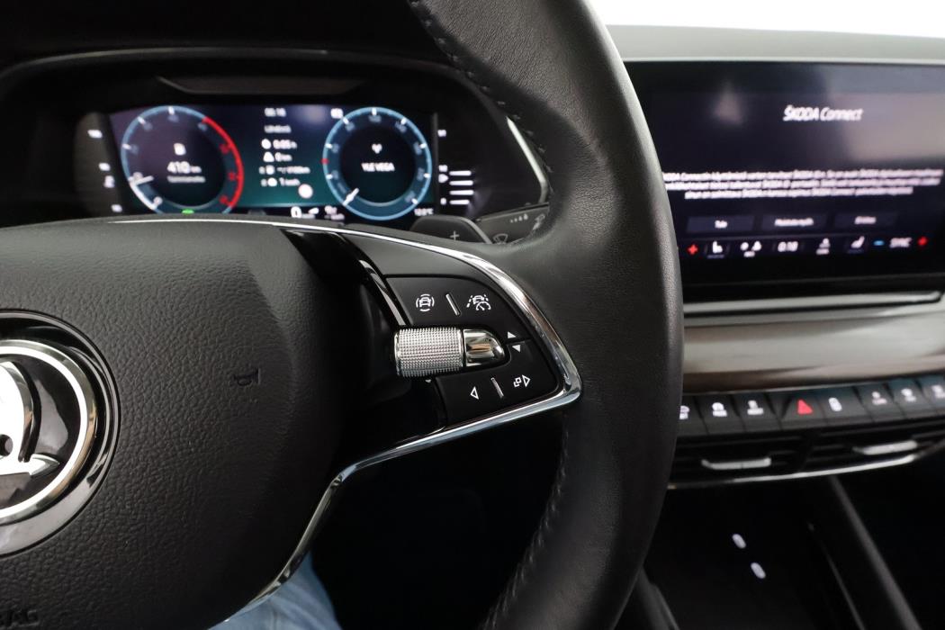 SKODA Octavia 2024