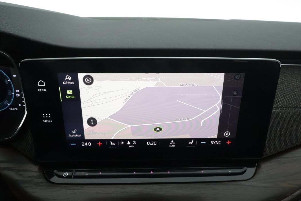 SKODA Octavia 2024