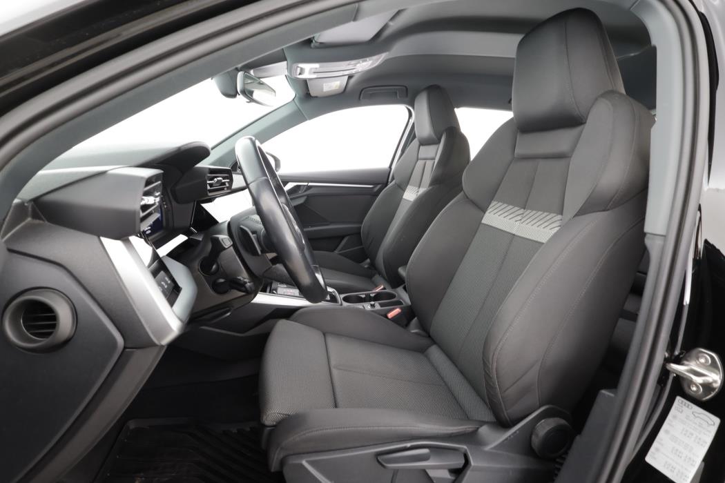 AUDI A3 2024