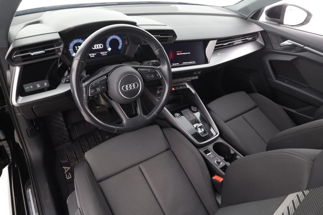 AUDI A3 2024