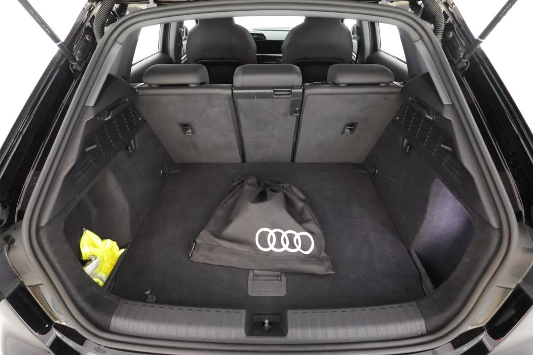 AUDI A3 2024