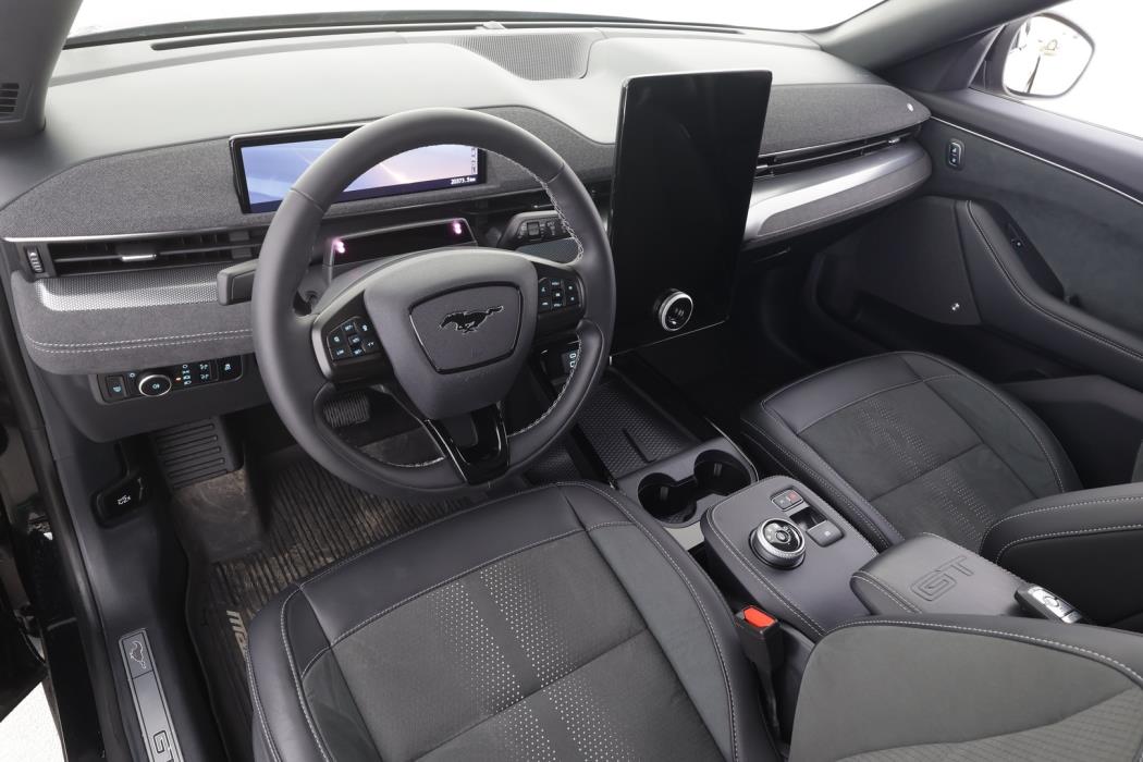 FORD Mustang Mach-E 2024