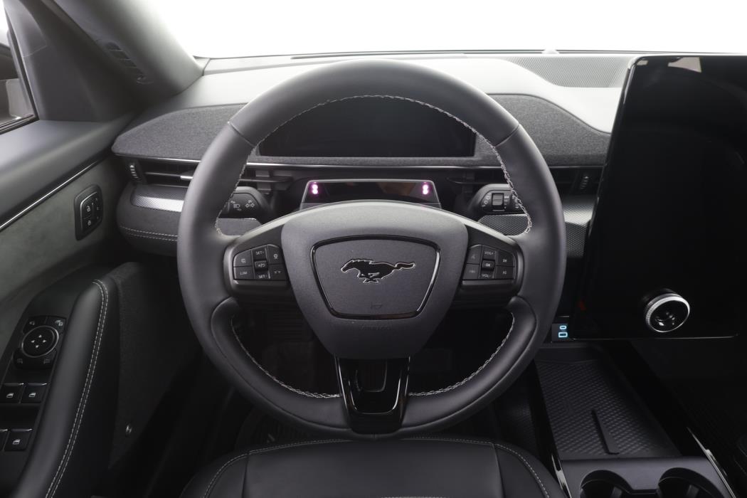 FORD Mustang Mach-E 2024