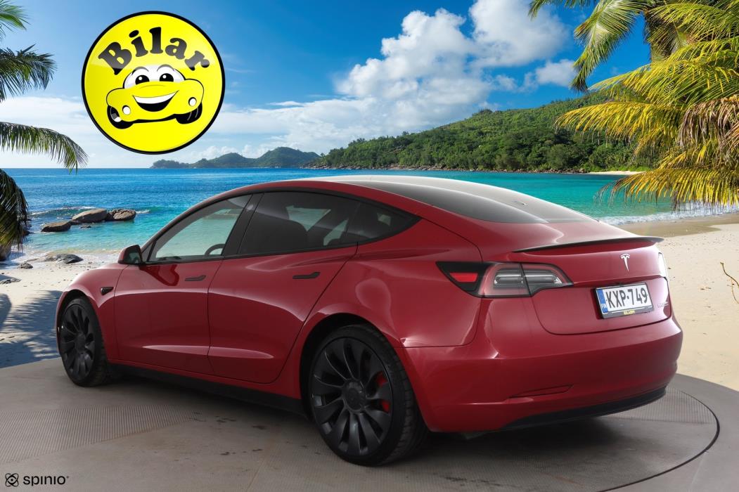 TESLA Model 3 2022