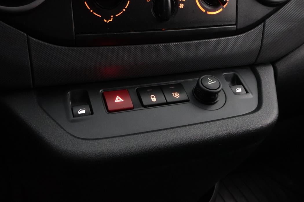 PEUGEOT Partner 2018