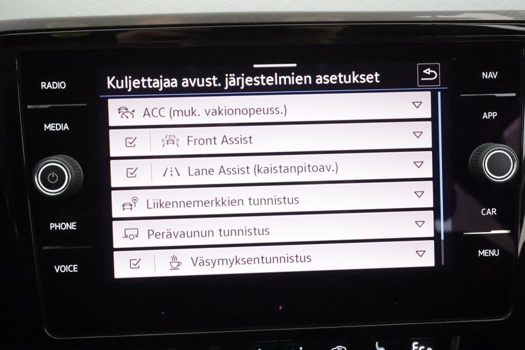 VOLKSWAGEN Passat 2020