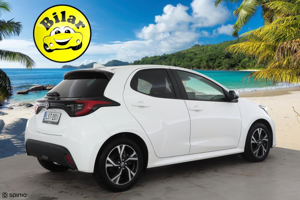 TOYOTA Yaris 2024