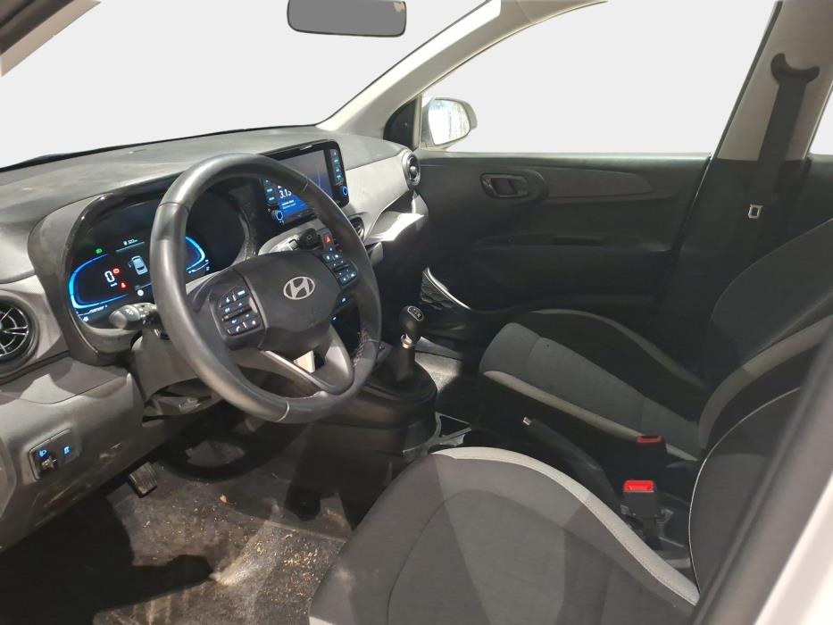 HYUNDAI i10 2025