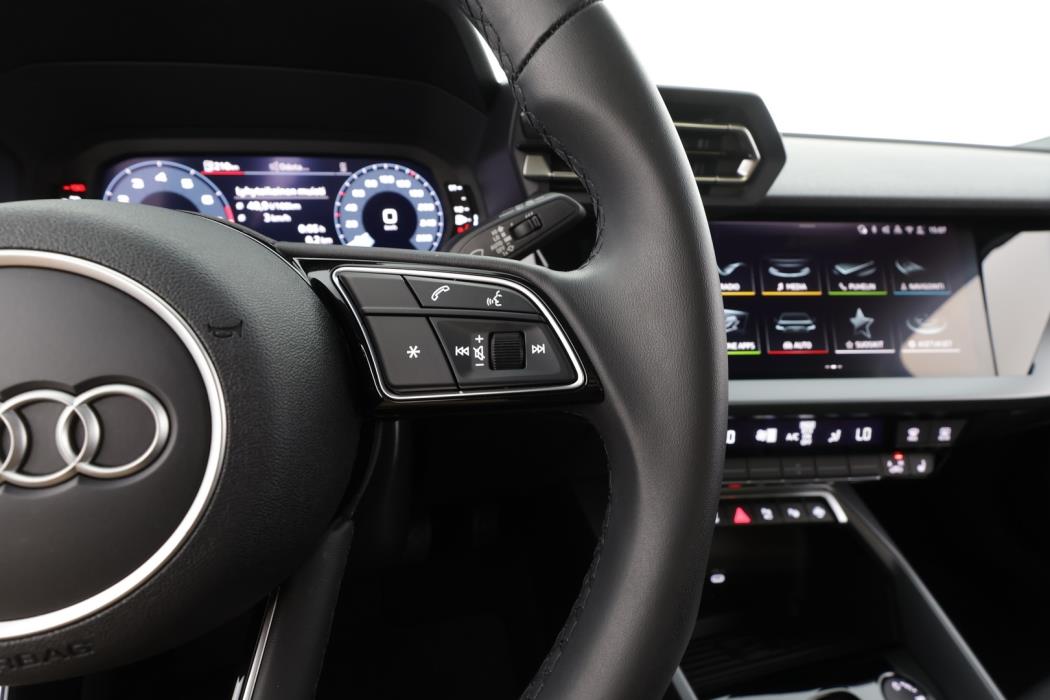 AUDI A3 2025