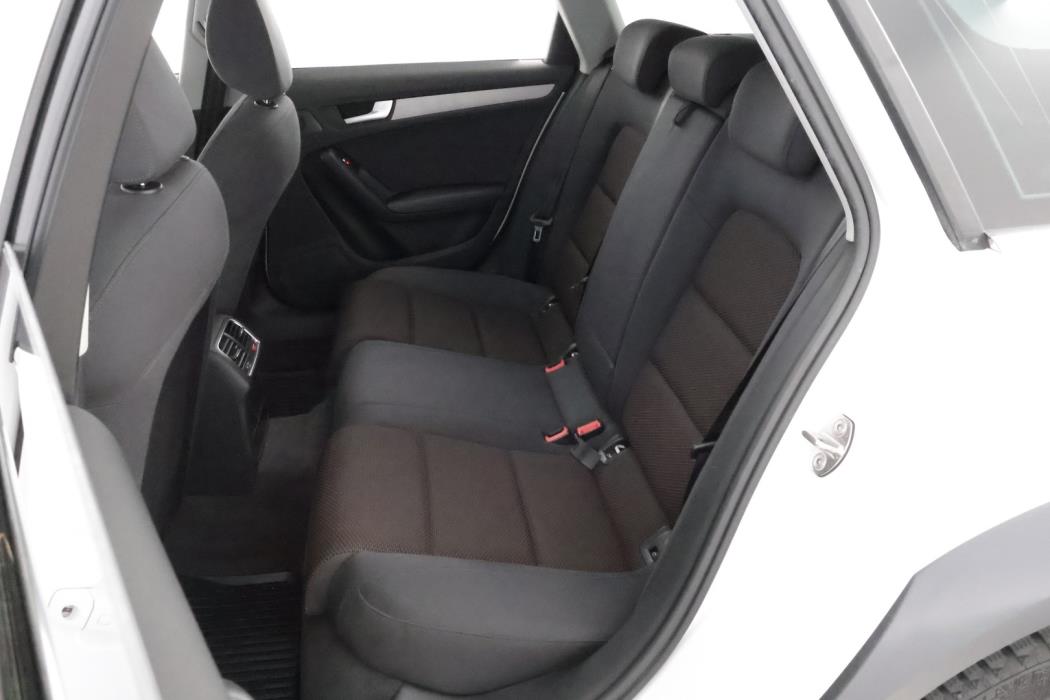 AUDI A4 allroad quattro 2014