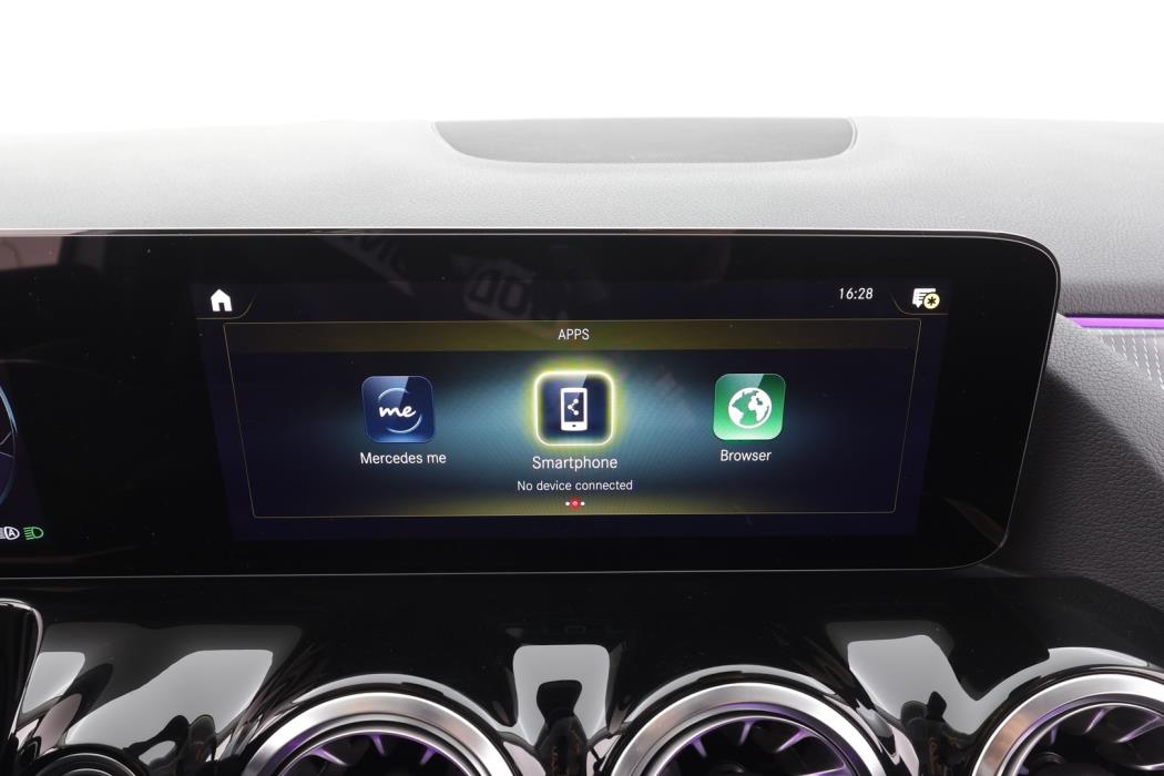 MERCEDES-BENZ B 2023