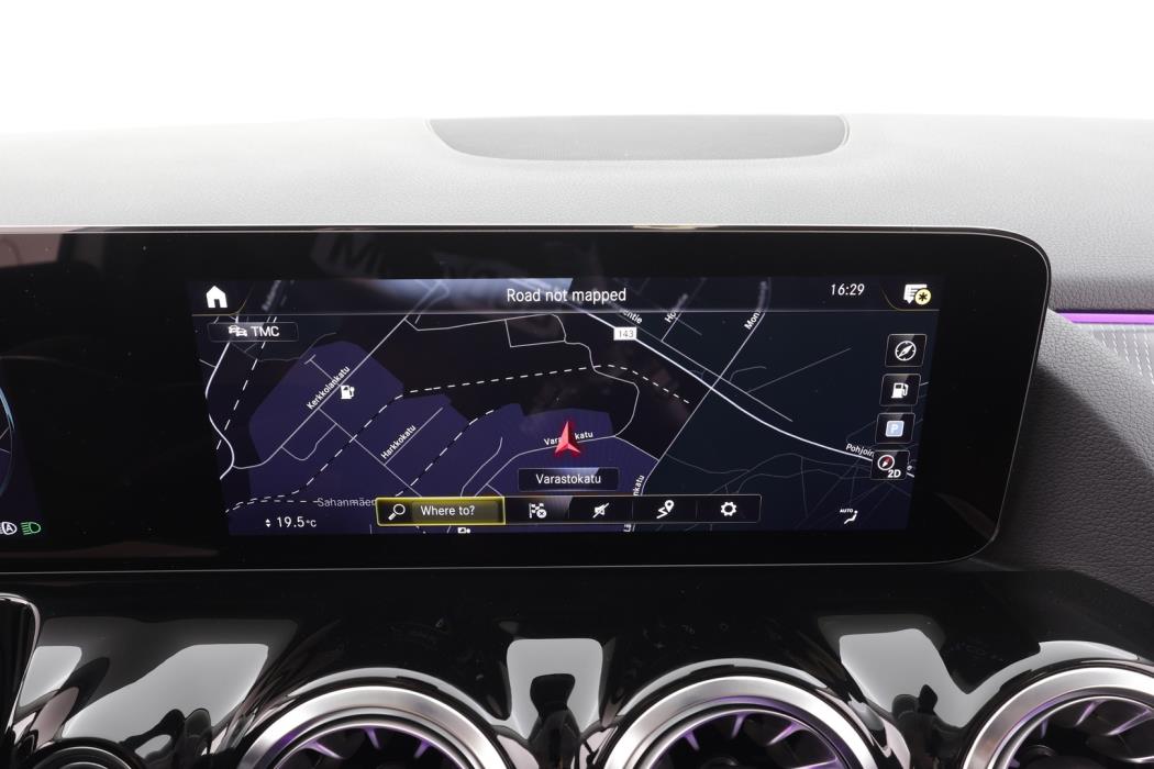 MERCEDES-BENZ B 2023