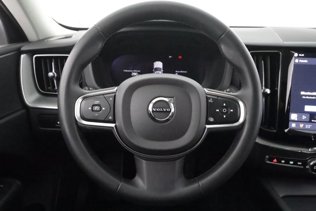 VOLVO XC60 2024