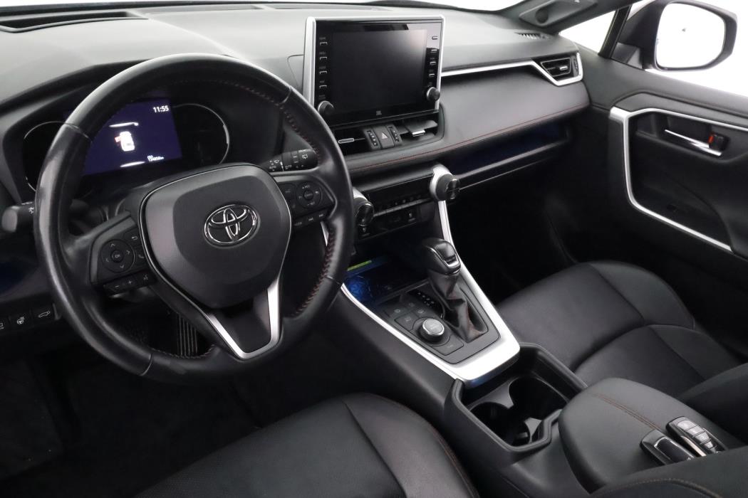 TOYOTA RAV4 2021