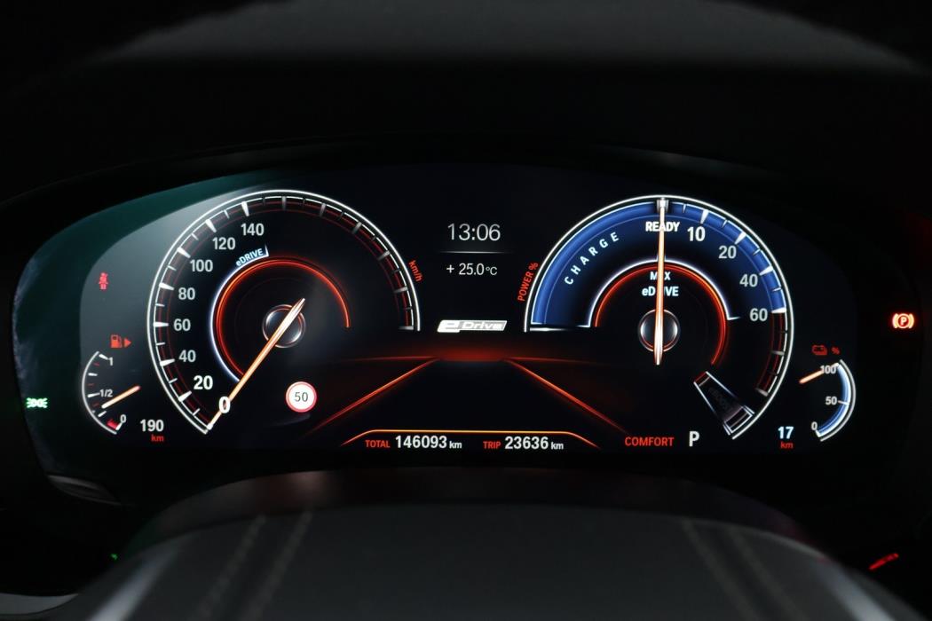 BMW 530 2019