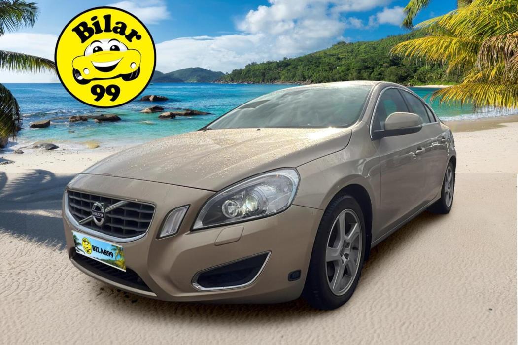 VOLVO S60 2011