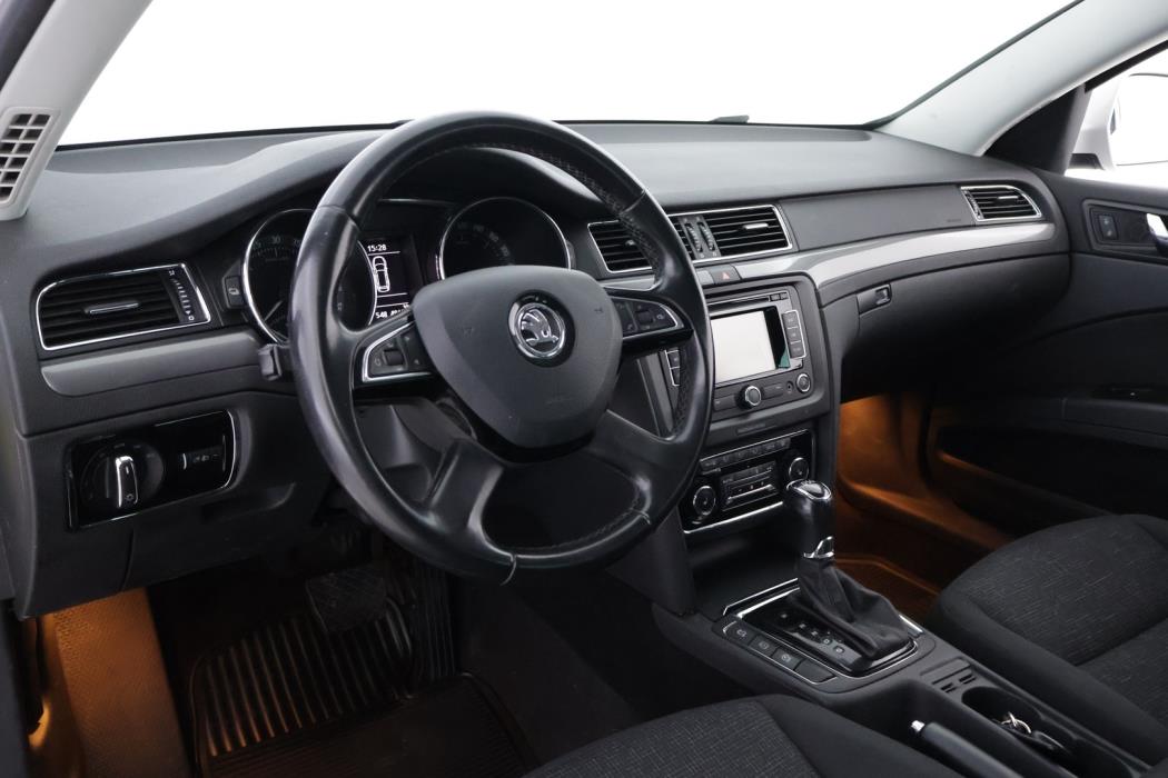 SKODA Superb 2014