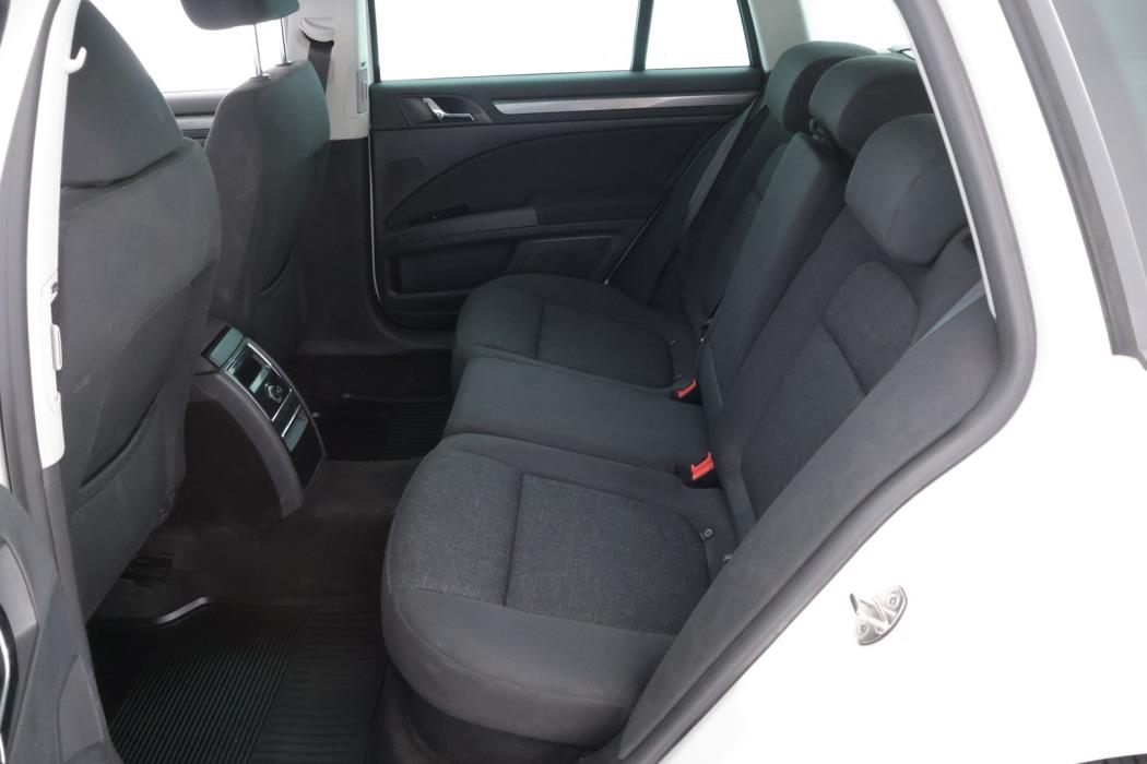 SKODA Superb 2014