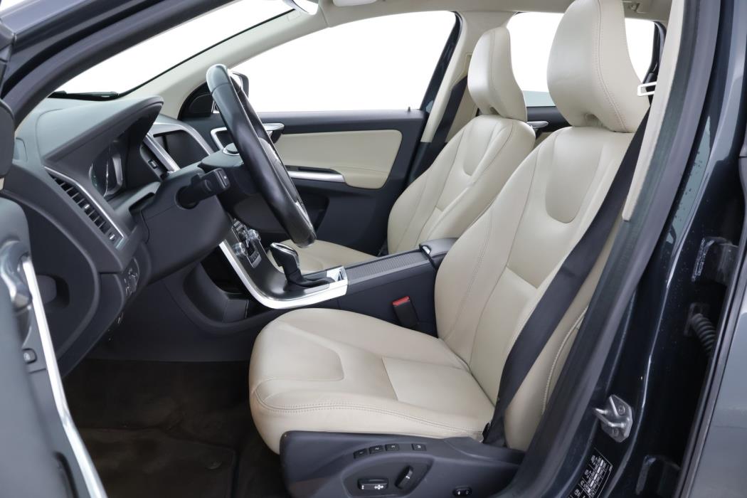 VOLVO XC60 2016