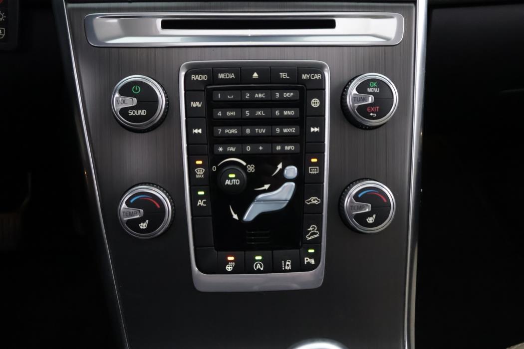 VOLVO XC60 2016