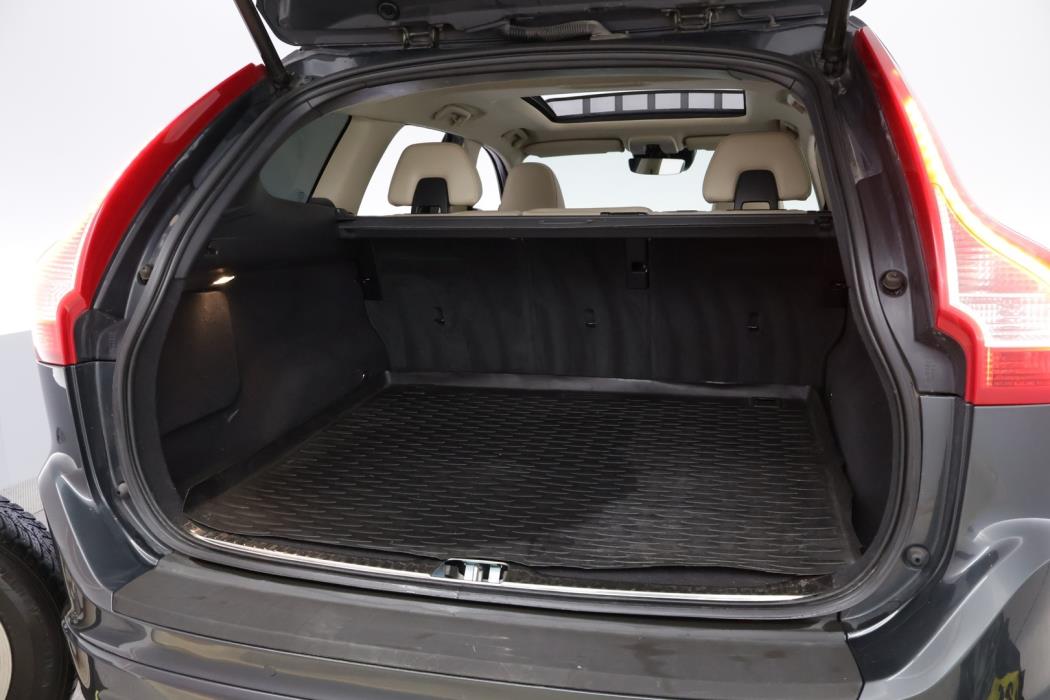 VOLVO XC60 2016