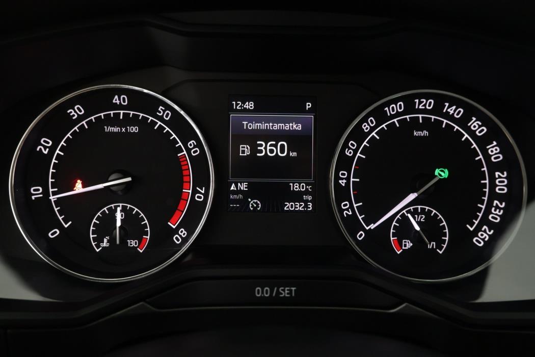 SKODA Superb 2016