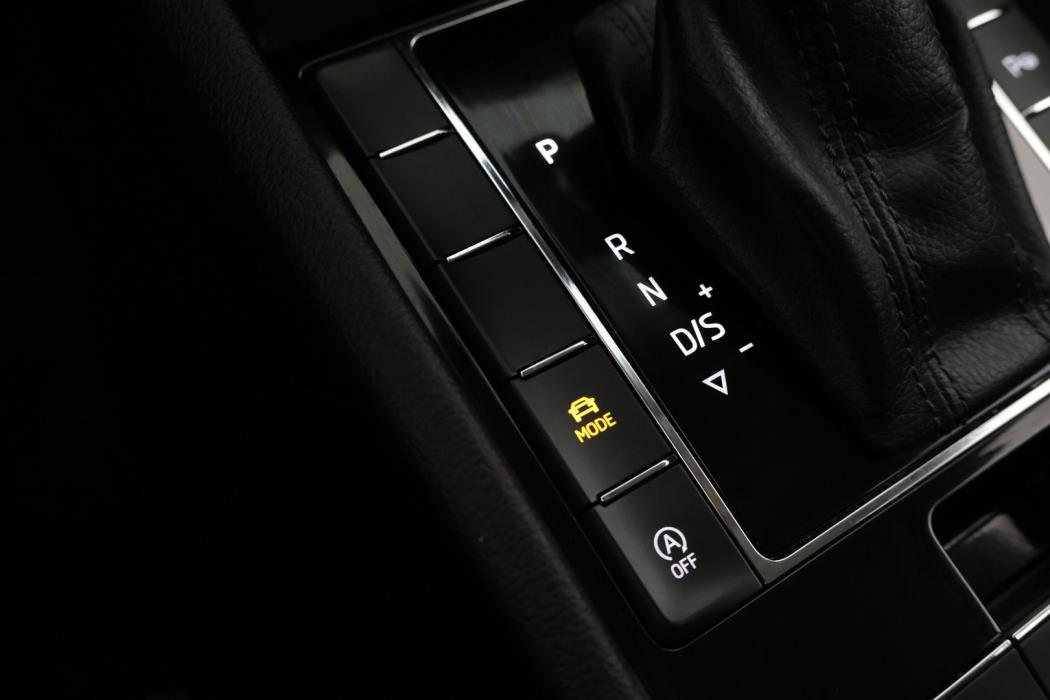 SKODA Superb 2016