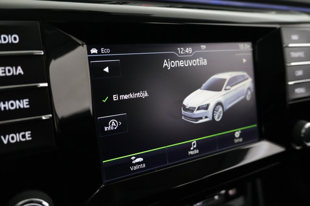 SKODA Superb 2016