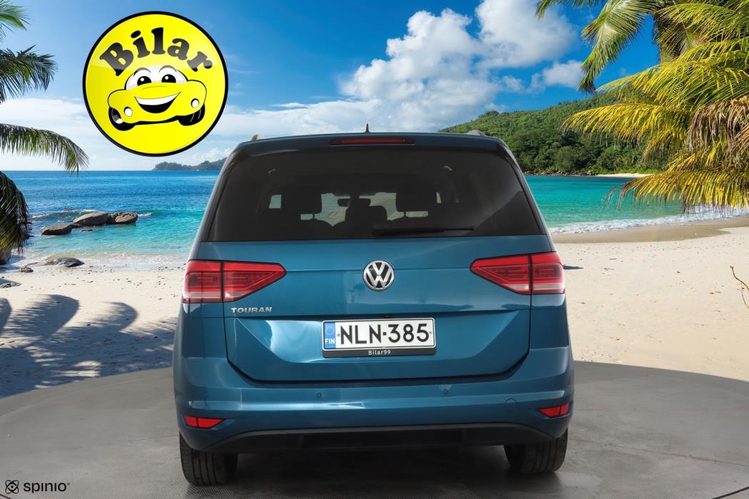 VOLKSWAGEN Touran 2019
