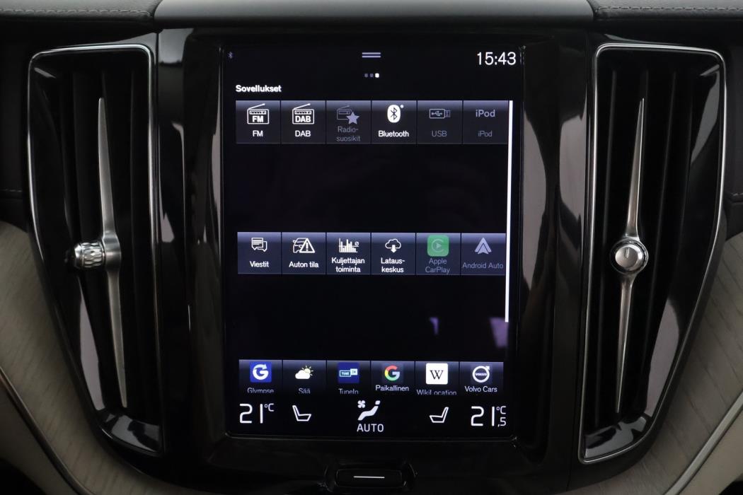 VOLVO XC60 2021
