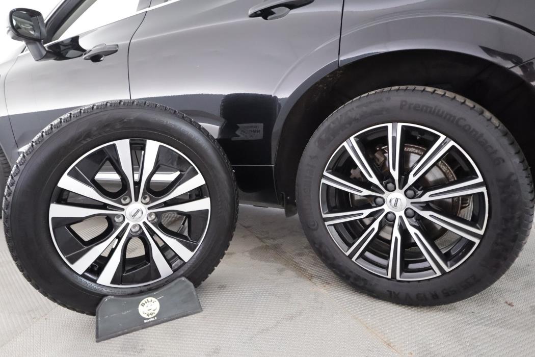 VOLVO XC60 2021