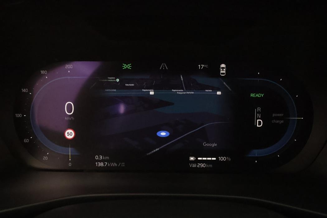 VOLVO C40 2023