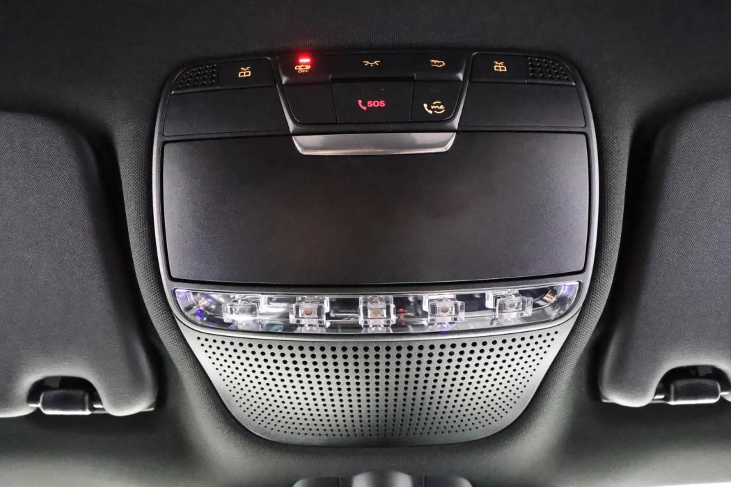 MERCEDES-BENZ EQC 2022