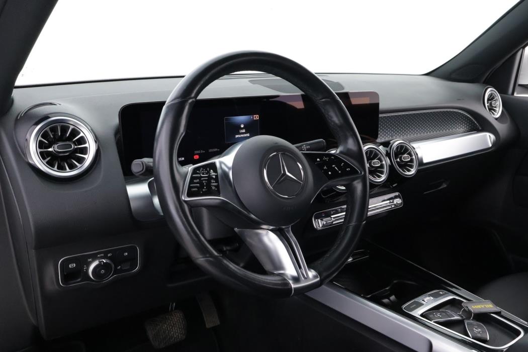MERCEDES-BENZ EQB 2024