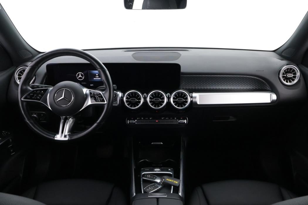 MERCEDES-BENZ EQB 2024