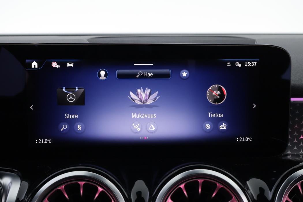 MERCEDES-BENZ EQB 2024