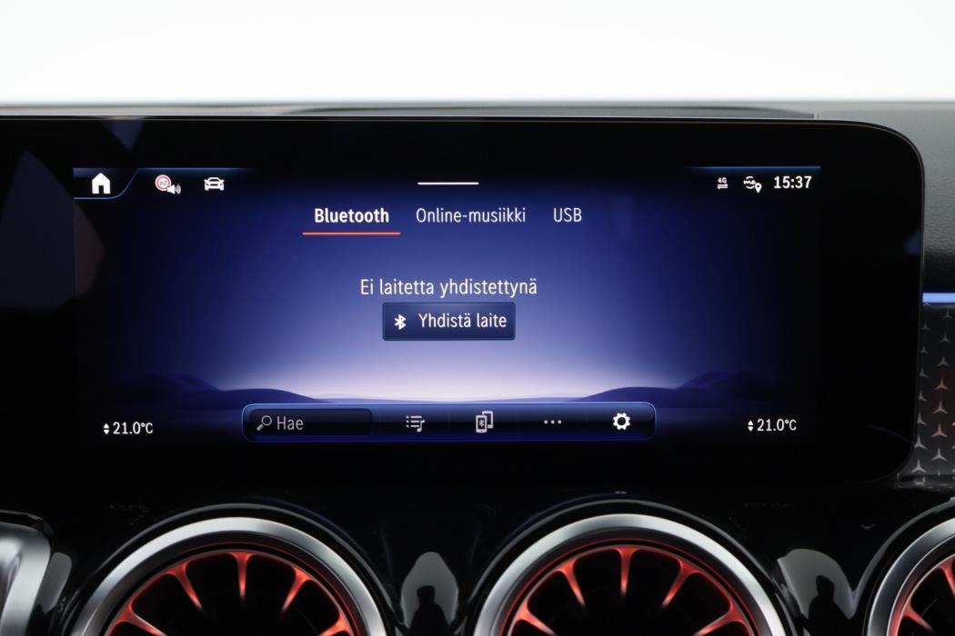 MERCEDES-BENZ EQB 2024