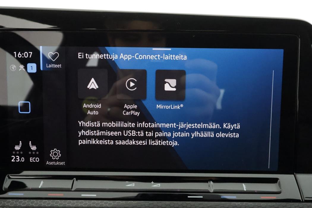 VOLKSWAGEN Golf 2021