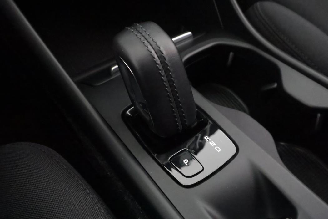 VOLVO XC40 2021