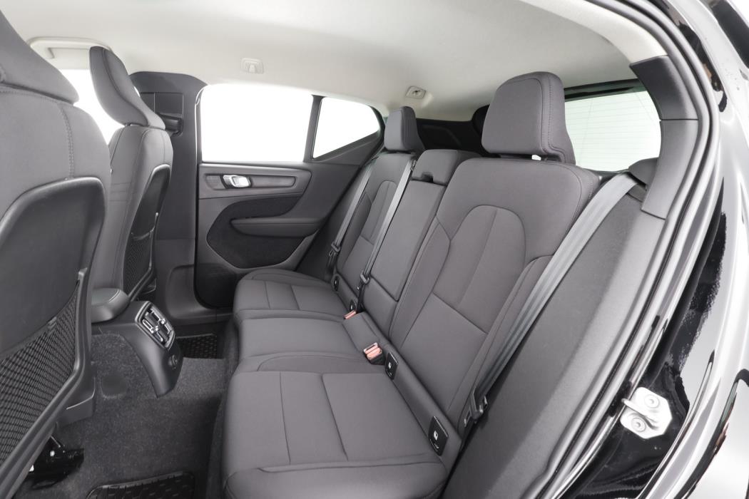 VOLVO XC40 2021