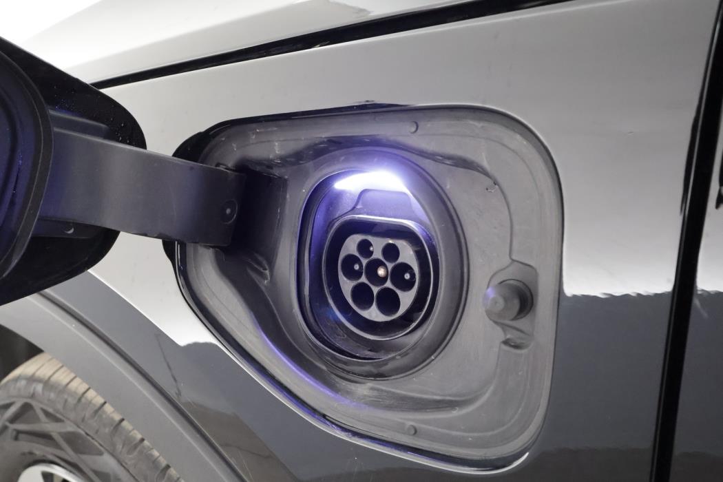VOLVO XC40 2021